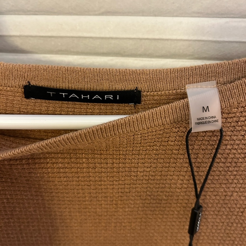 NWT T Tahari Boatneck Dolman Sweater